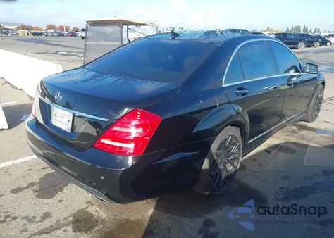 2012 Mercedes-Benz S 550 из США, поврежденный, VIN WDDNG7DB5CA428141